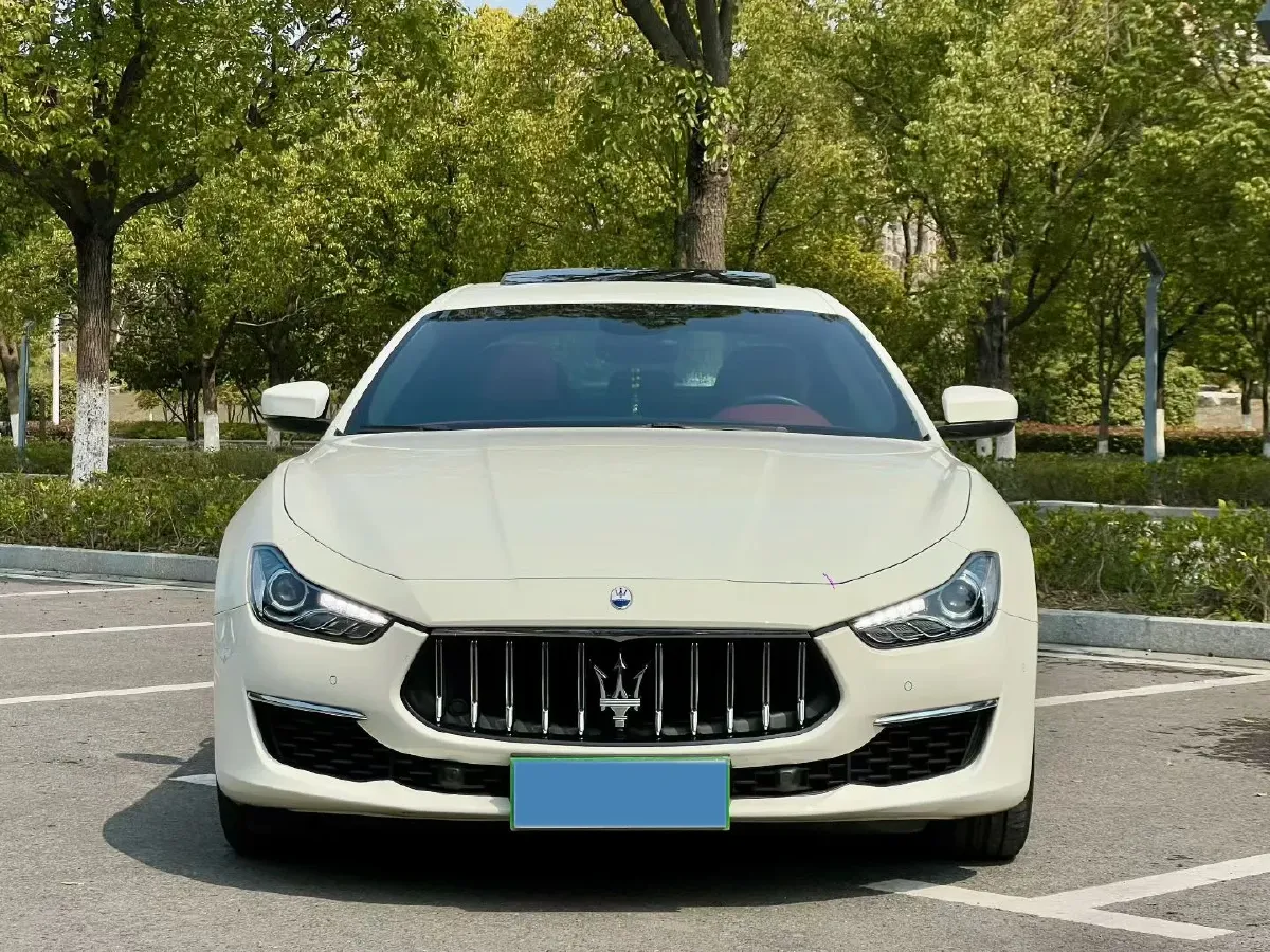 2022 Audi Q7 2.0T 245HP L4 8AT,autocango,china used car exporter,china ev exporter,chinese used car exporter,chinese used ev exporter