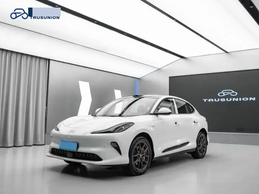 2025 IM LS6 BEV 75KWH,autocango,china used car exporter,china ev exporter,chinese used car exporter,chinese used ev exporter