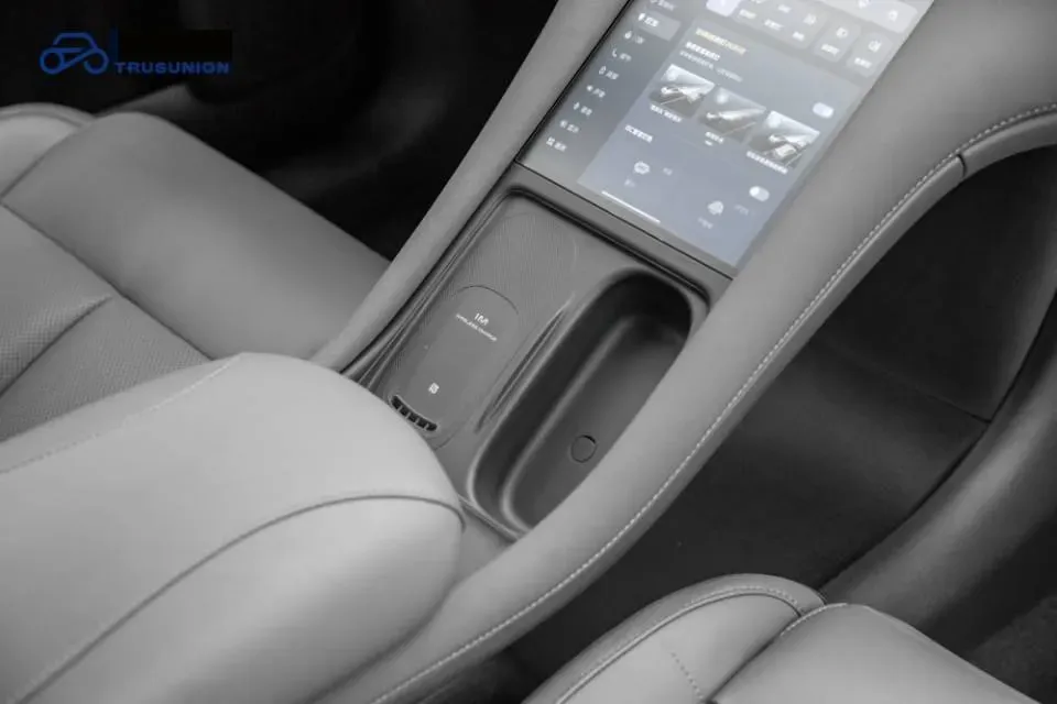 2025 IM LS6 BEV 75KWH,autocango,china used car exporter,china ev exporter,chinese used car exporter,chinese used ev exporter