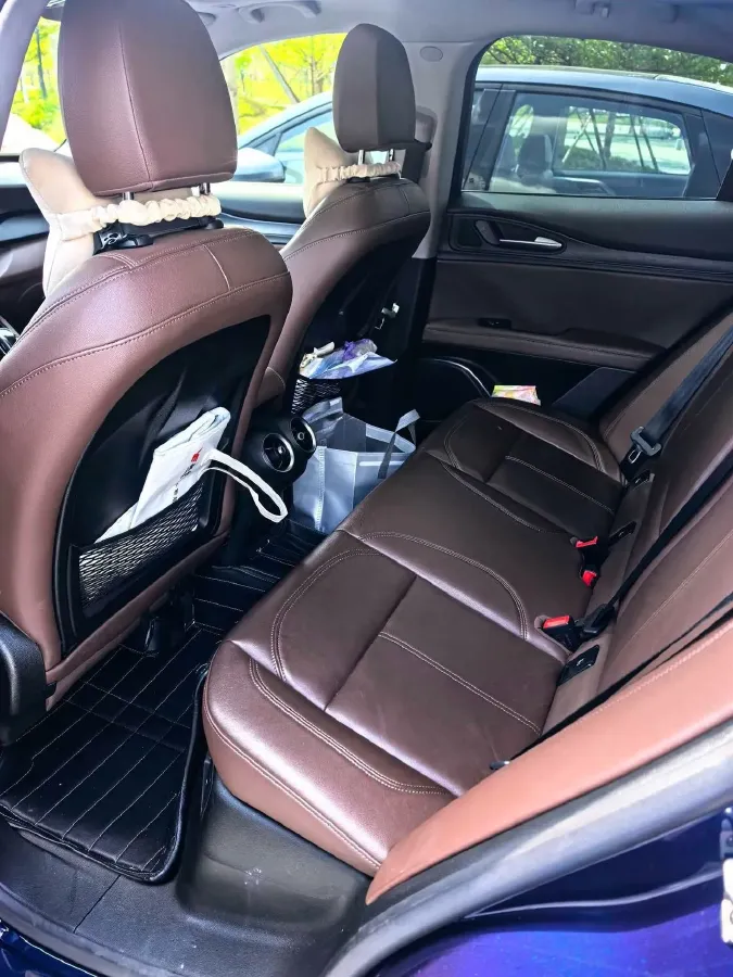 2017 Jaguar XE 2.0T 240HP L4 8AT,autocango,china used car exporter,china ev exporter,chinese used car exporter,chinese used ev exporter