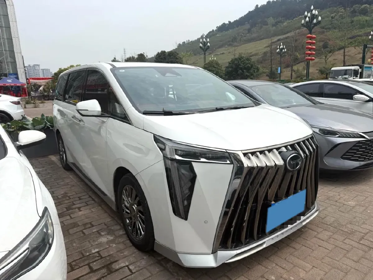 2023 GAC Trumpchi M8 2.0T 252HP L4 8AT,autocango,china used car exporter,china ev exporter,chinese used car exporter,chinese used ev exporter