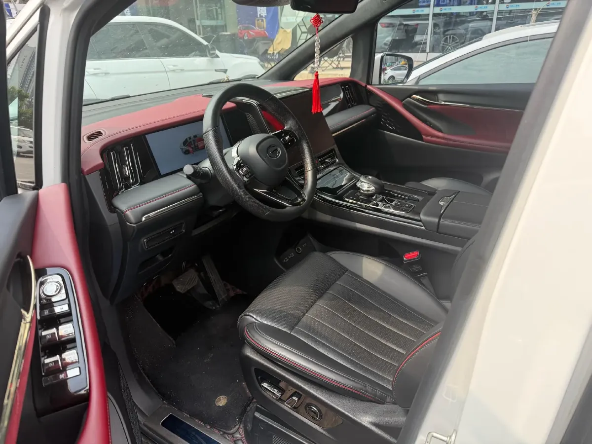 2023 GAC Trumpchi M8 2.0T 252HP L4 8AT,autocango,china used car exporter,china ev exporter,chinese used car exporter,chinese used ev exporter