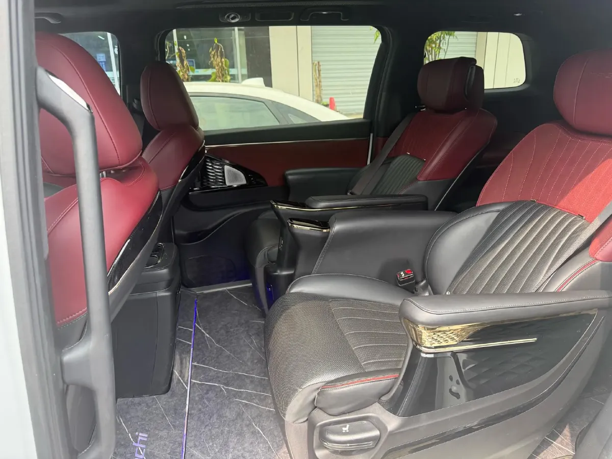 2023 GAC Trumpchi M8 2.0T 252HP L4 8AT,autocango,china used car exporter,china ev exporter,chinese used car exporter,chinese used ev exporter