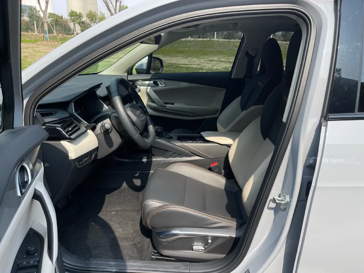 2023 LYNK&CO 03 2.0T 254HP L4 7DCT,autocango,china used car exporter,china ev exporter,chinese used car exporter,chinese used ev exporter