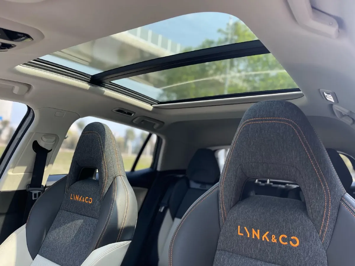 2023 LYNK&CO 03 2.0T 254HP L4 7DCT,autocango,china used car exporter,china ev exporter,chinese used car exporter,chinese used ev exporter