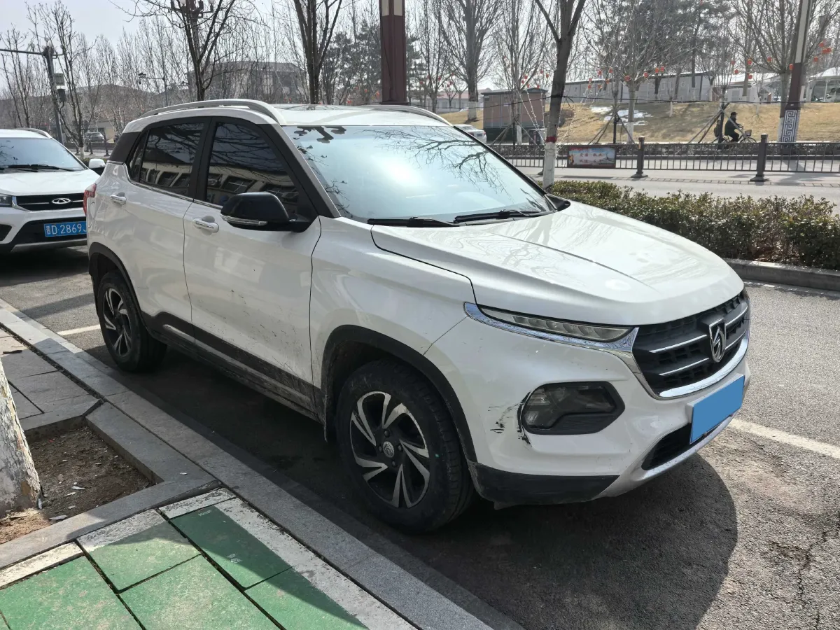 2017 BaoJun 510 1.5L 112HP L4 6MT,autocango,china used car exporter,china ev exporter,chinese used car exporter,chinese used ev exporter