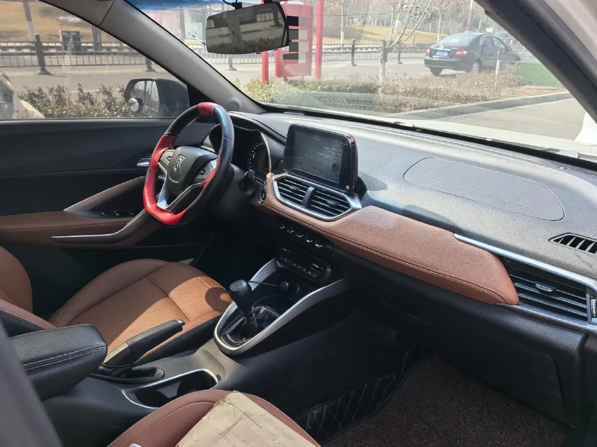 2017 BaoJun 510 1.5L 112HP L4 6MT,autocango,china used car exporter,china ev exporter,chinese used car exporter,chinese used ev exporter