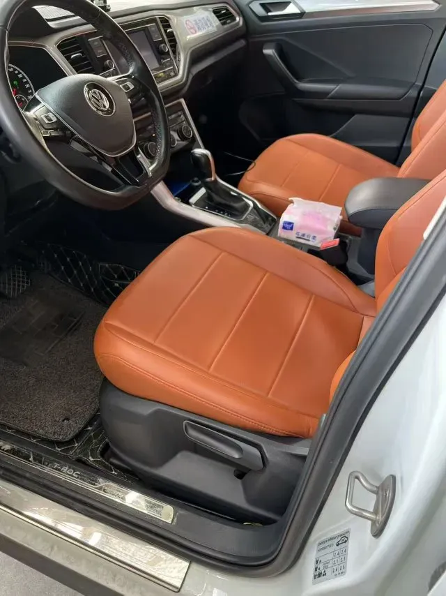 2019 Volkswagen T-Roc 1.4T 131HP L4 7DCT,autocango,china used car exporter,china ev exporter,chinese used car exporter,chinese used ev exporter