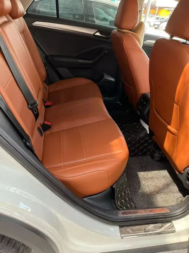 2019 Volkswagen T-Roc 1.4T 131HP L4 7DCT,autocango,china used car exporter,china ev exporter,chinese used car exporter,chinese used ev exporter