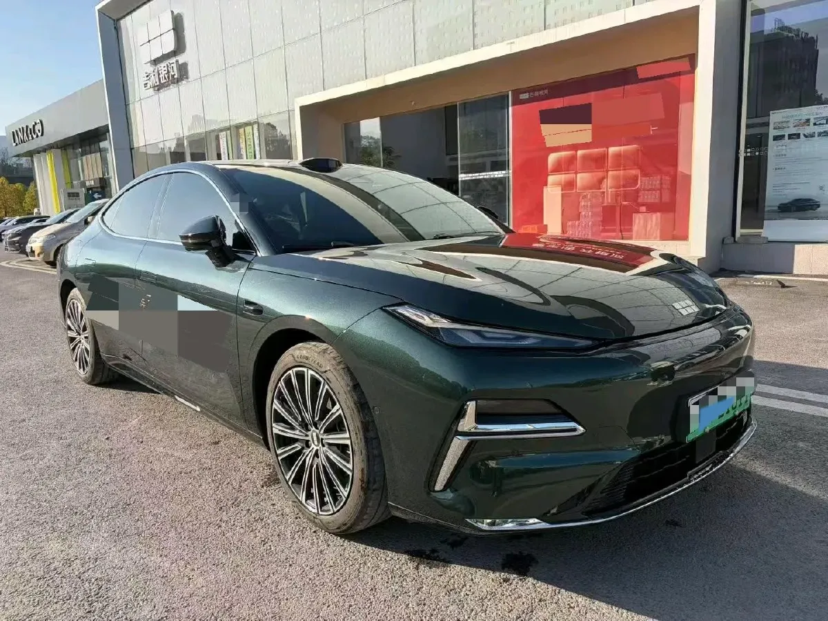 2025 Geely Galaxy Starshine 8 1.5T 163HP L4 3DHT PHEV 27.69KWH,autocango,china used car exporter,china ev exporter,chinese used car exporter,chinese used ev exporter