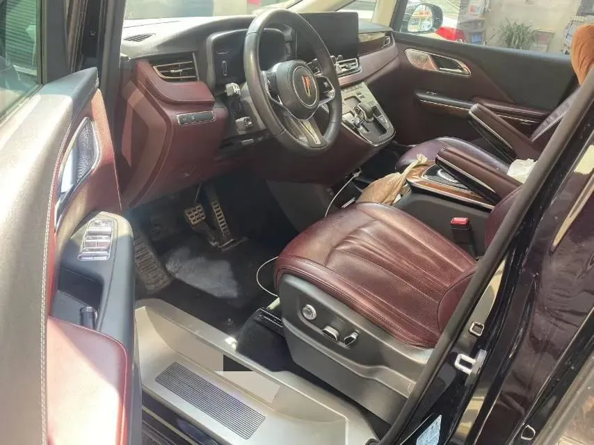 2023 HongQi HQ9 2.0T 252HP L4 8AT,autocango,china used car exporter,china ev exporter,chinese used car exporter,chinese used ev exporter