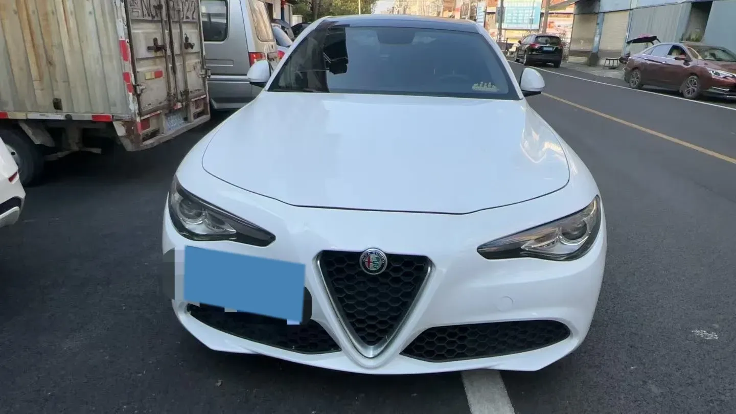 2017 Ford Mustang 2.3T 314HP L4 6AT,autocango,china used car exporter,china ev exporter,chinese used car exporter,chinese used ev exporter