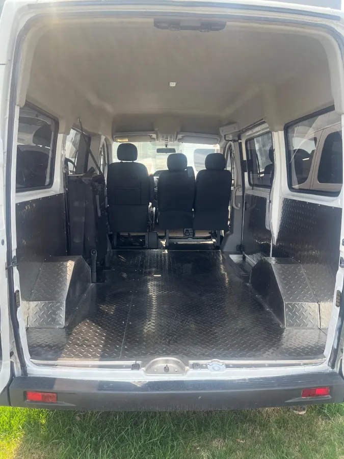 2019 FHA LeiShen 2.5T 129HP L4 6MT,autocango,china used car exporter,china ev exporter,chinese used car exporter,chinese used ev exporter