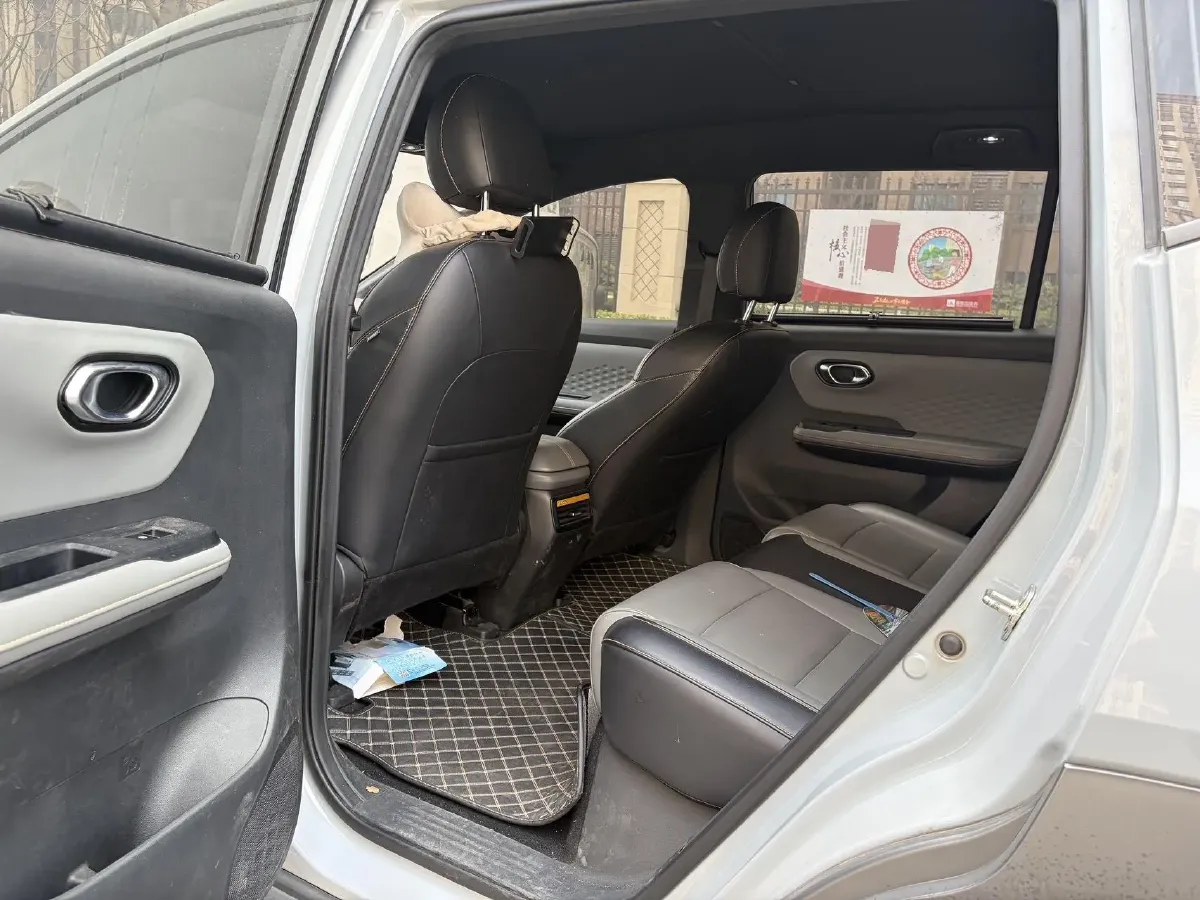 2022 Geely Okavango 1.8T 184HP L4 7DCT,autocango,china used car exporter,china ev exporter,chinese used car exporter,chinese used ev exporter