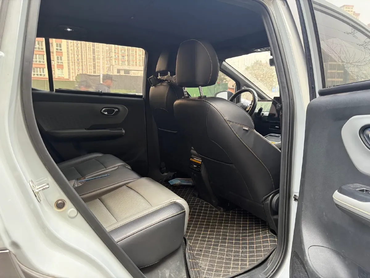 2022 Geely Okavango 1.8T 184HP L4 7DCT,autocango,china used car exporter,china ev exporter,chinese used car exporter,chinese used ev exporter