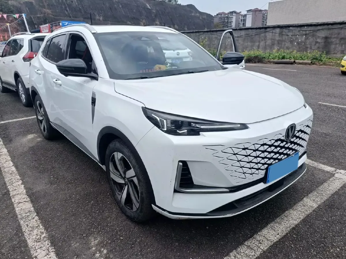 2024 ChangAn CS55 Plus 1.5T 188HP L4 7DCT,autocango,china used car exporter,china ev exporter,chinese used car exporter,chinese used ev exporter