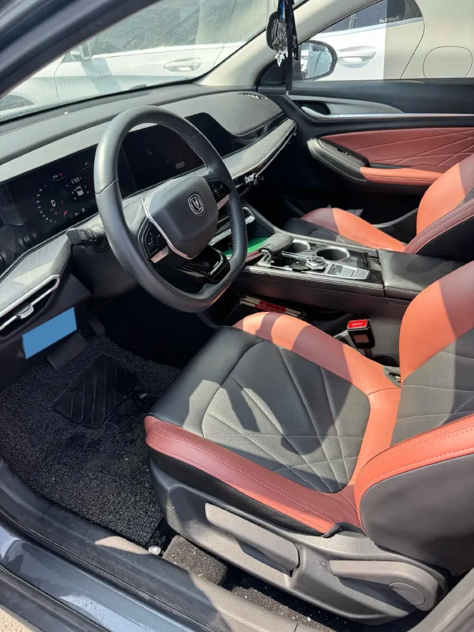 2021 ChangAn Eado 1.4T 160HP L4 7DCT,autocango,china used car exporter,china ev exporter,chinese used car exporter,chinese used ev exporter