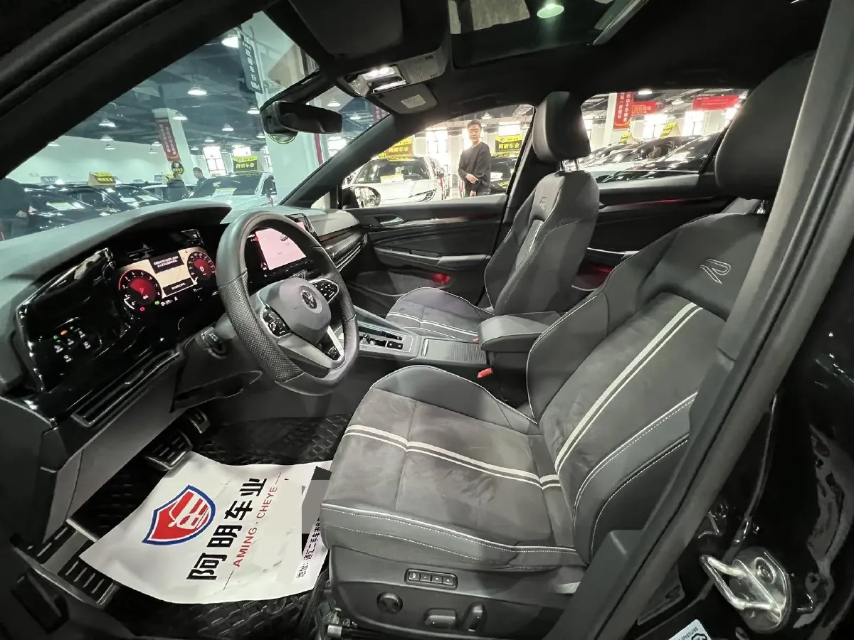 2024 Volkswagen Golf 1.4T 150HP L4 7DCT,autocango,china used car exporter,china ev exporter,chinese used car exporter,chinese used ev exporter