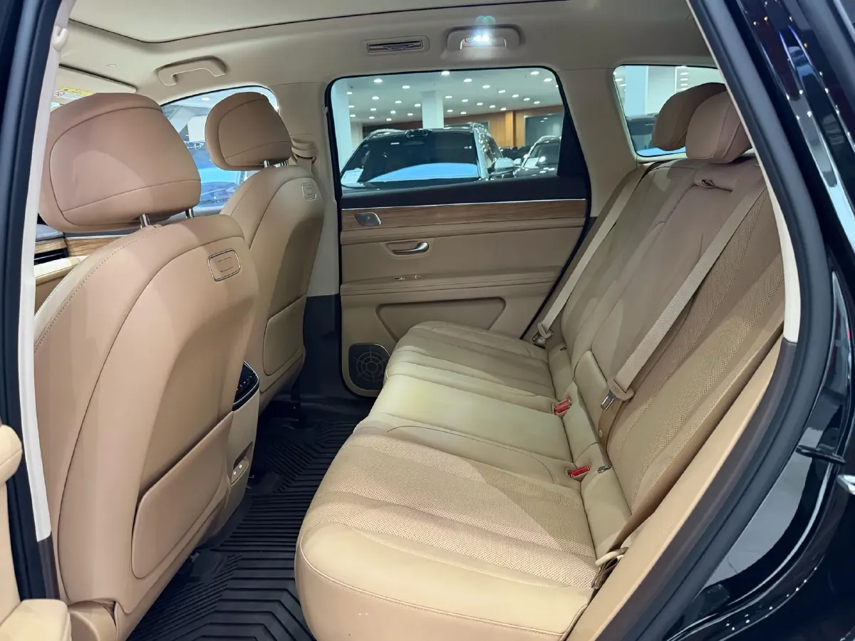 2024 AITO AITO M7 1.5T 152HP L4 REEV 42KWH,autocango,china used car exporter,china ev exporter,chinese used car exporter,chinese used ev exporter