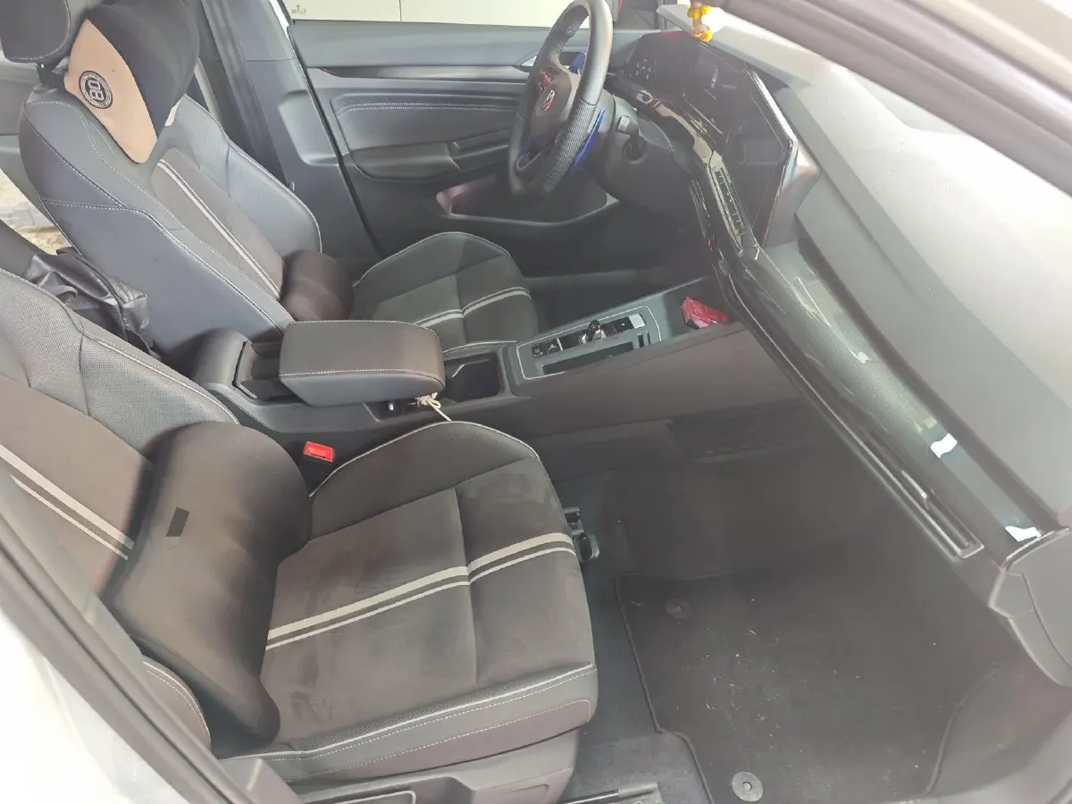 2023 Volkswagen Golf 1.4T 150HP L4 7DCT,autocango,china used car exporter,china ev exporter,chinese used car exporter,chinese used ev exporter