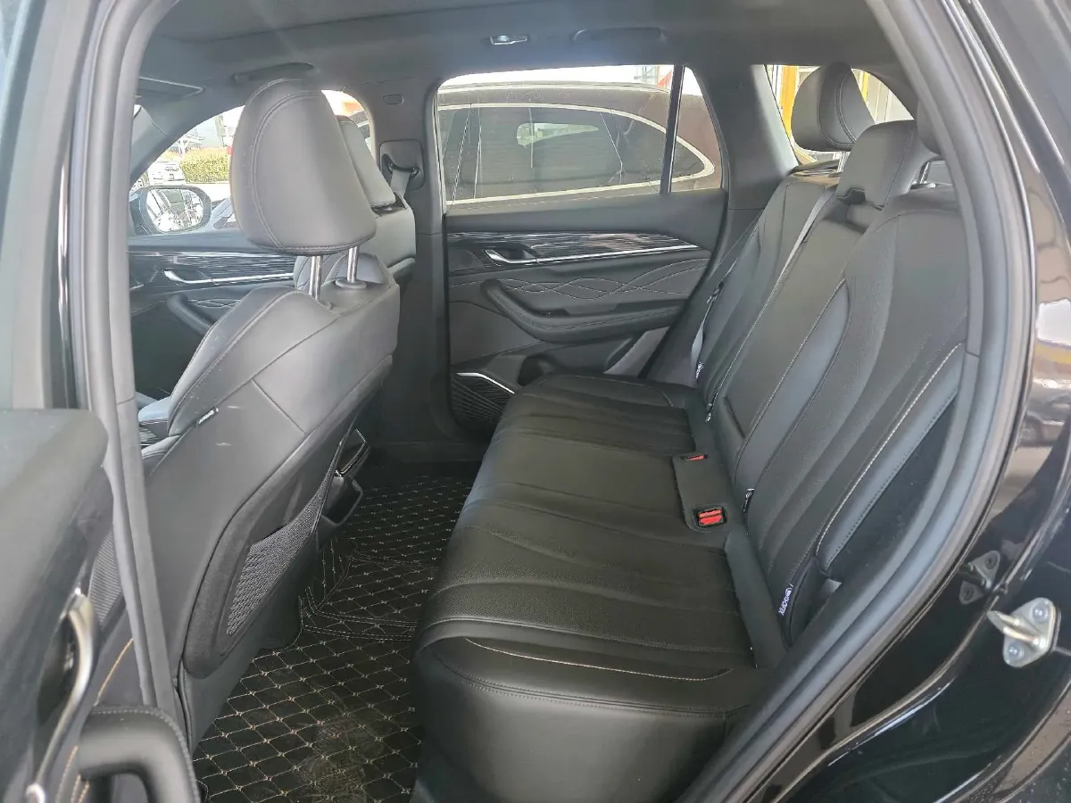 2024 Geely Monjaro 2.0T 218HP L4 7DCT,autocango,china used car exporter,china ev exporter,chinese used car exporter,chinese used ev exporter