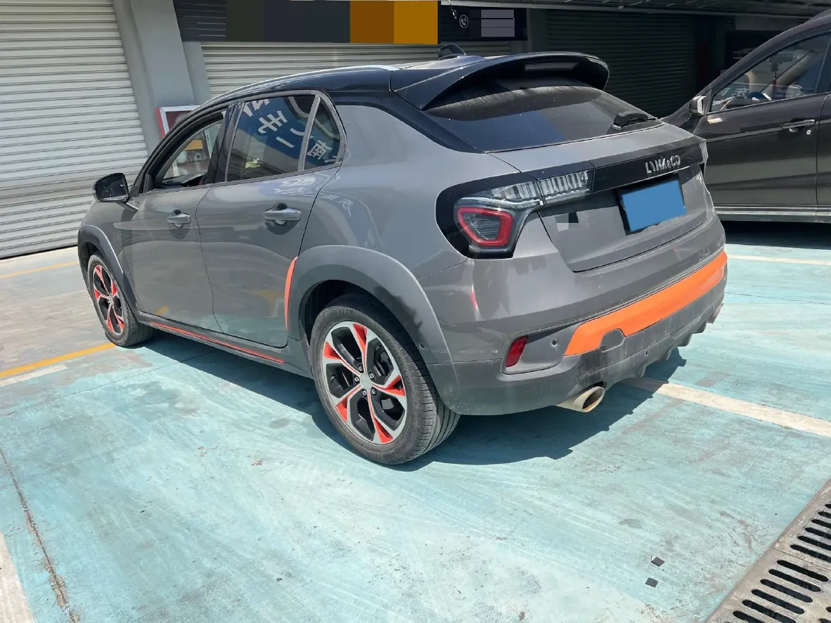 2018 Toyota C-HR 2.0L 171HP L4 CVT,autocango,china used car exporter,china ev exporter,chinese used car exporter,chinese used ev exporter