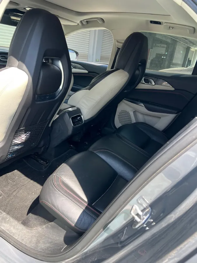 2018 Toyota C-HR 2.0L 171HP L4 CVT,autocango,china used car exporter,china ev exporter,chinese used car exporter,chinese used ev exporter