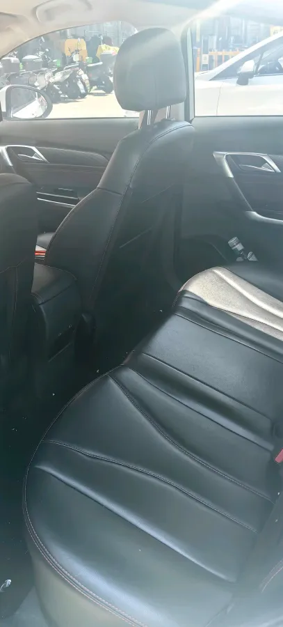 2021 Bestune B70 1.5T 169HP L4 7DCT,autocango,china used car exporter,china ev exporter,chinese used car exporter,chinese used ev exporter