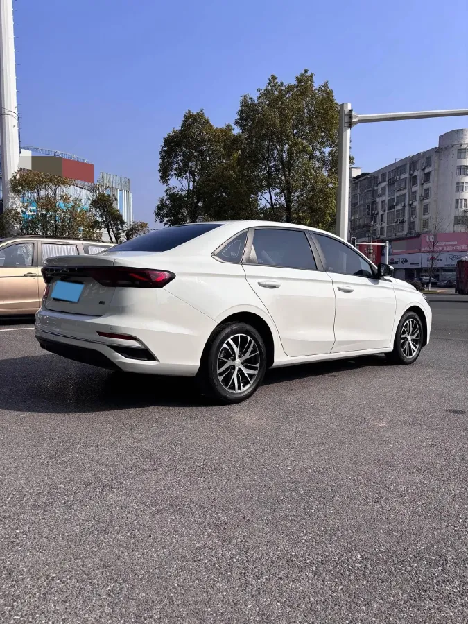 2022 Geely Emgrand 1.5L 114HP L4 CVT,autocango,china used car exporter,china ev exporter,chinese used car exporter,chinese used ev exporter