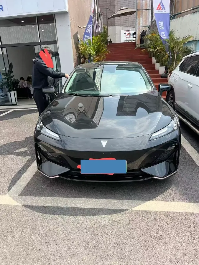 2022 DongFeng Forthing LingZhi EV BEV 68.4KWH,autocango,china used car exporter,china ev exporter,chinese used car exporter,chinese used ev exporter