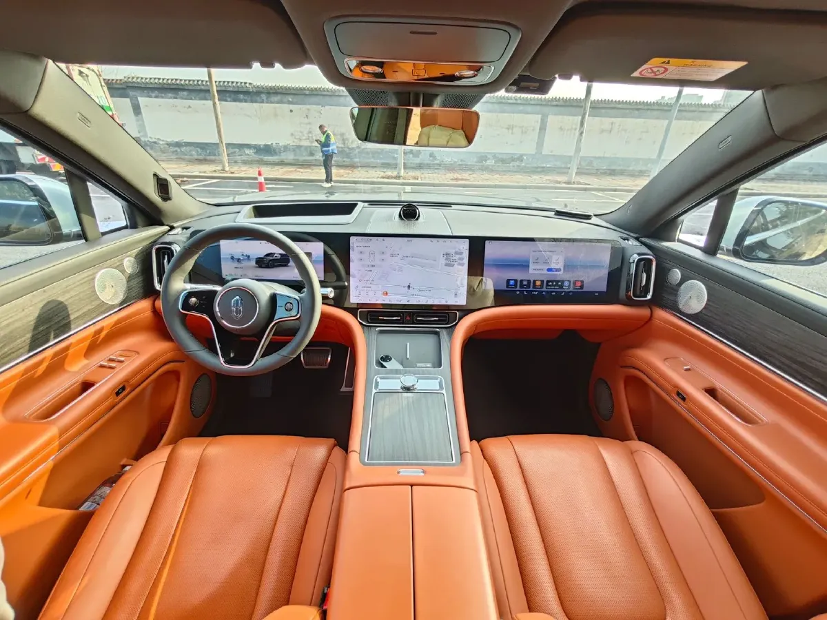 2024 AITO AITO M9 1.5T 152HP L4 REEV 42KWH,autocango,china used car exporter,china ev exporter,chinese used car exporter,chinese used ev exporter