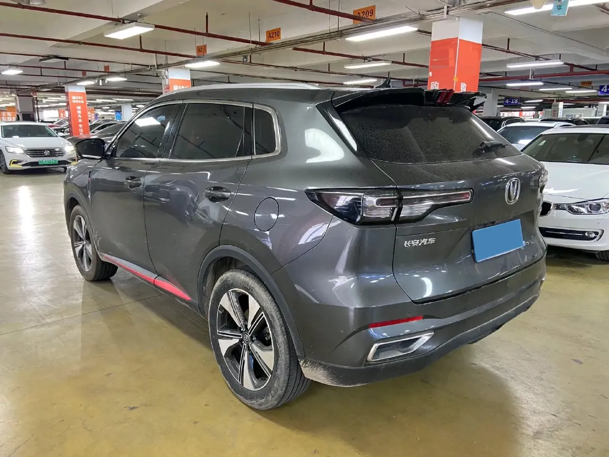 2022 ChangAn Oshan X7 Plus 1.5T 188HP L4 7DCT,autocango,china used car exporter,china ev exporter,chinese used car exporter,chinese used ev exporter