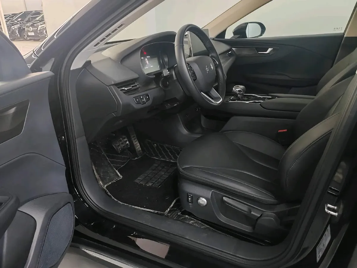 2023 HongQi E-QM5 BEV 54KWH,autocango,china used car exporter,china ev exporter,chinese used car exporter,chinese used ev exporter