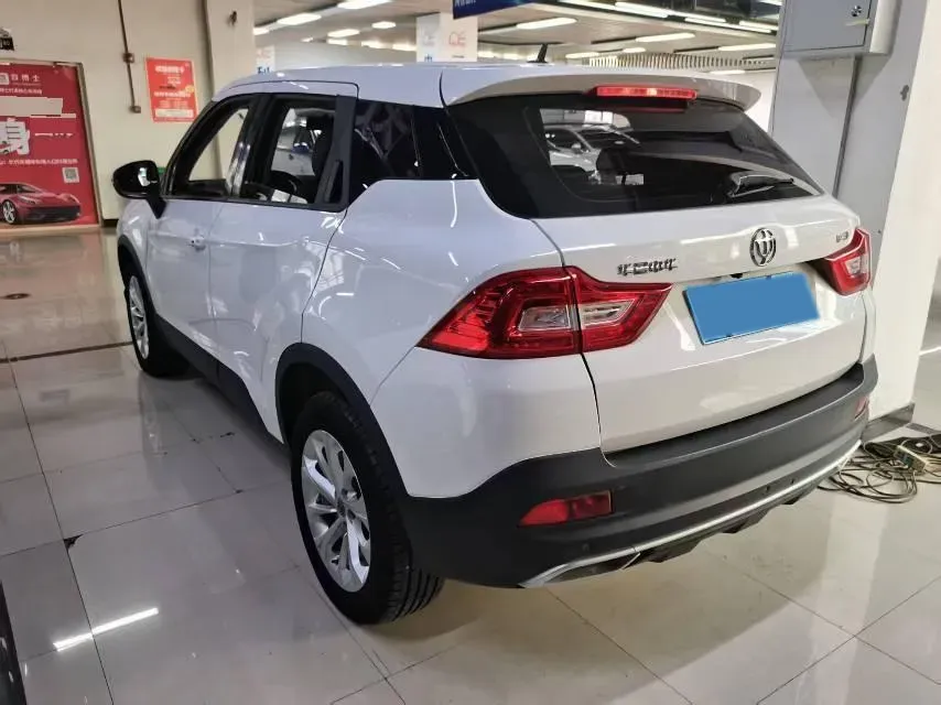 2017 Brilliance Auto V3 1.5L 112HP L4 5AT,autocango,china used car exporter,china ev exporter,chinese used car exporter,chinese used ev exporter