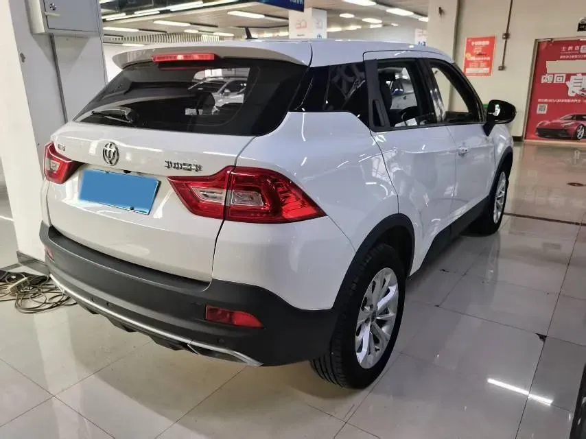 2017 Brilliance Auto V3 1.5L 112HP L4 5AT,autocango,china used car exporter,china ev exporter,chinese used car exporter,chinese used ev exporter