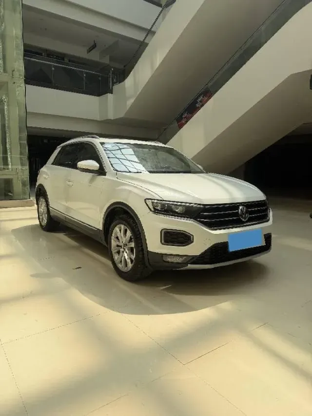2020 Volkswagen T-Roc 1.4T 150HP L4 7DCT,autocango,china used car exporter,china ev exporter,chinese used car exporter,chinese used ev exporter