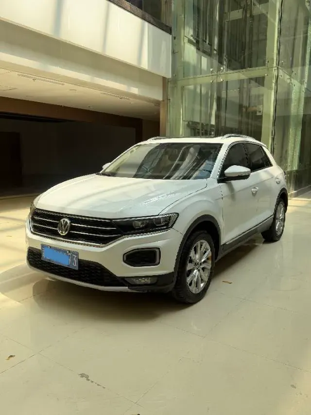 2020 Volkswagen T-Roc 1.4T 150HP L4 7DCT,autocango,china used car exporter,china ev exporter,chinese used car exporter,chinese used ev exporter