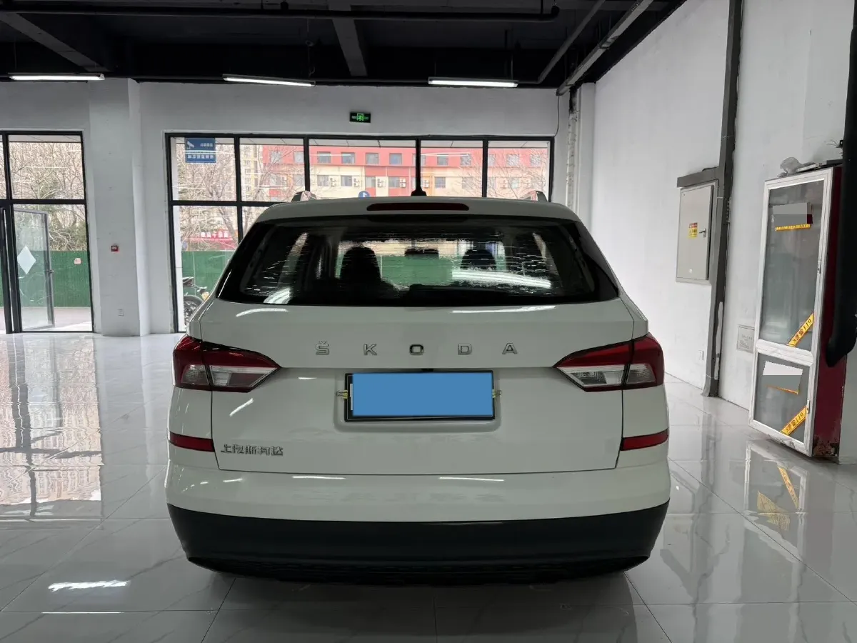2020 Skoda Kamiq 1.5L 112HP L4 6AT,autocango,china used car exporter,china ev exporter,chinese used car exporter,chinese used ev exporter