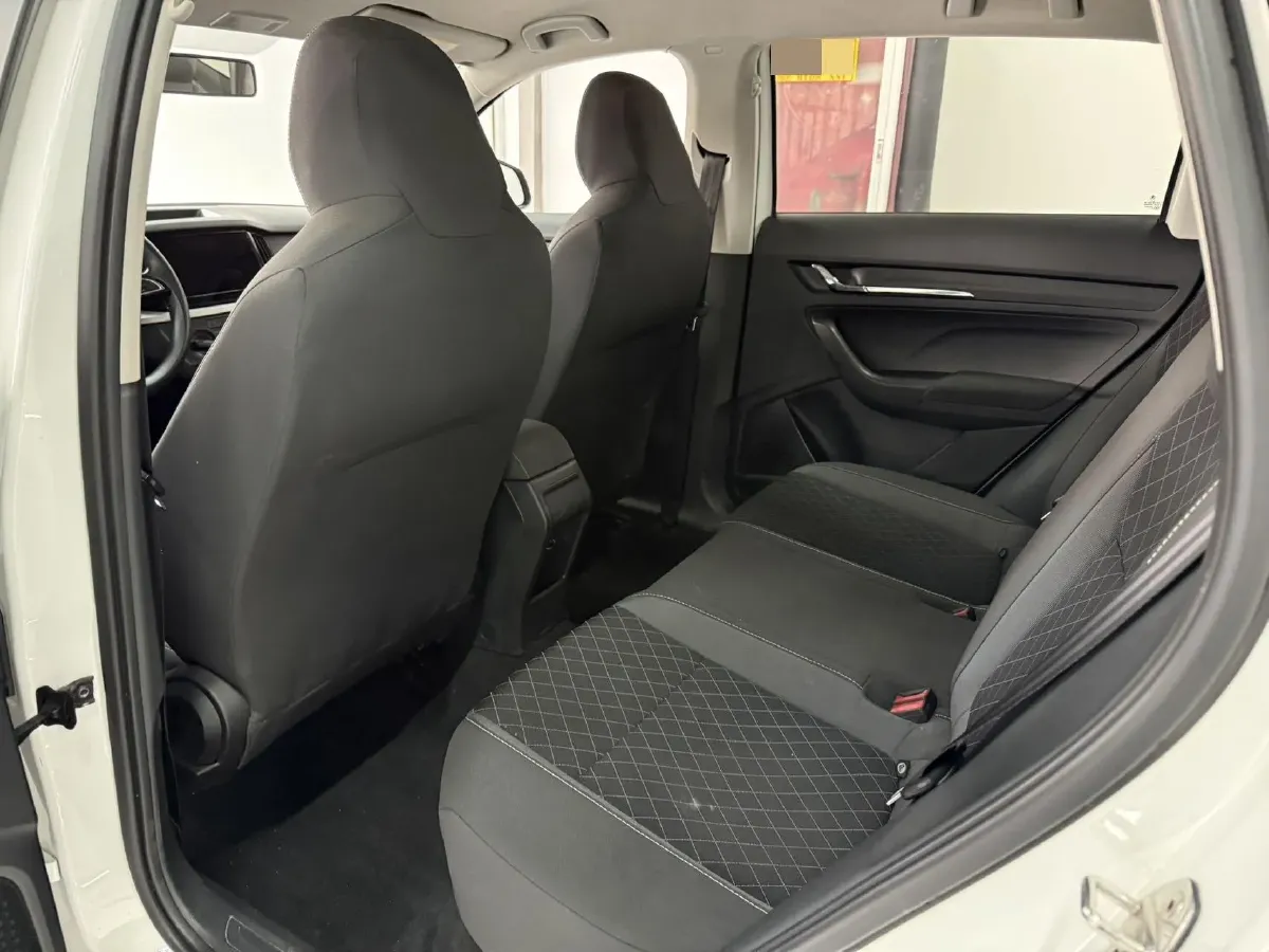 2020 Skoda Kamiq 1.5L 112HP L4 6AT,autocango,china used car exporter,china ev exporter,chinese used car exporter,chinese used ev exporter