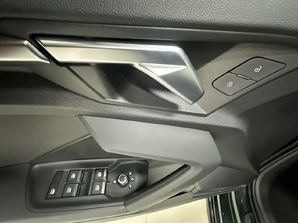 2023 Audi A3 1.4T 150HP L4 7DCT,autocango,china used car exporter,china ev exporter,chinese used car exporter,chinese used ev exporter