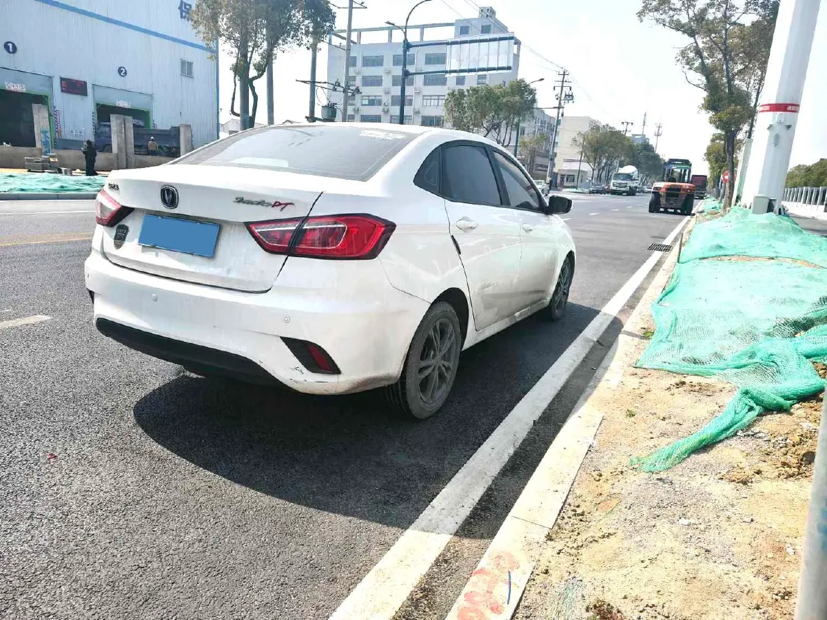 2021 ChangAn Eado DT 1.6L 125HP L4 4AT,autocango,china used car exporter,china ev exporter,chinese used car exporter,chinese used ev exporter