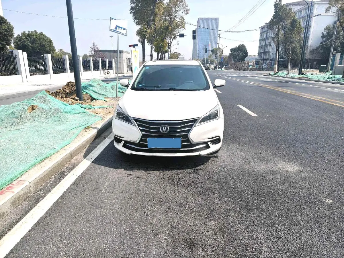 2021 ChangAn Eado DT 1.6L 125HP L4 4AT,autocango,china used car exporter,china ev exporter,chinese used car exporter,chinese used ev exporter