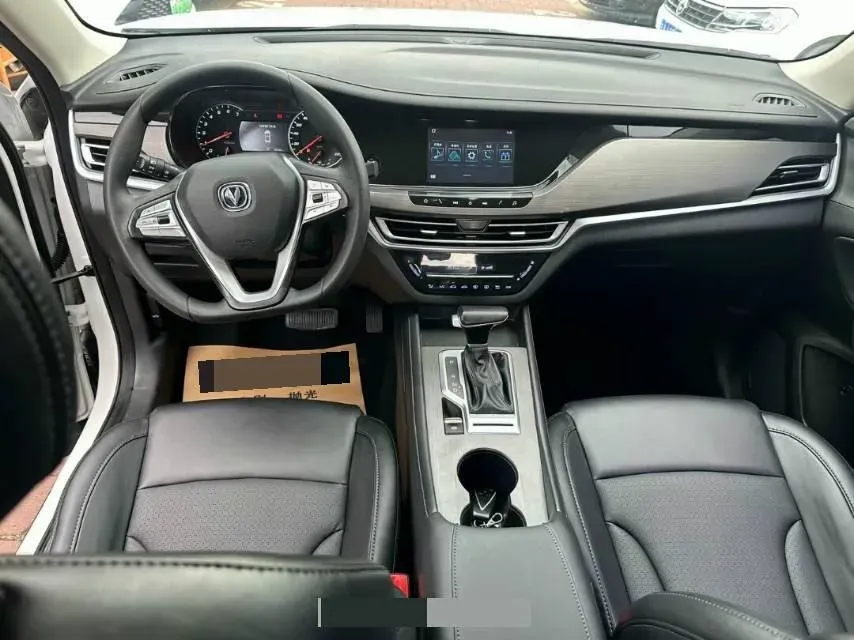 2021 ChangAn CS35 Plus 1.6L 128HP L4 CVT,autocango,china used car exporter,china ev exporter,chinese used car exporter,chinese used ev exporter