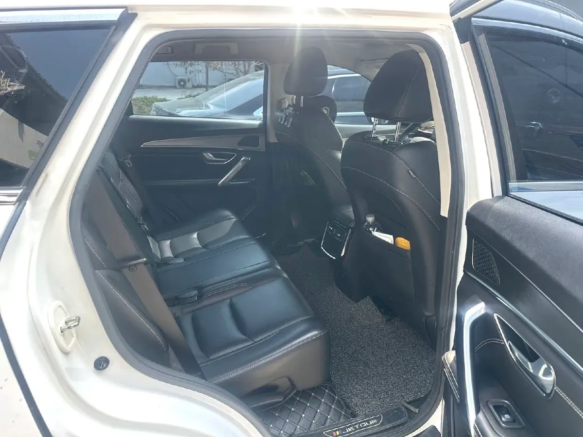 2021 Jetour X70 Plus 1.5T 156HP L4 6DCT,autocango,china used car exporter,china ev exporter,chinese used car exporter,chinese used ev exporter