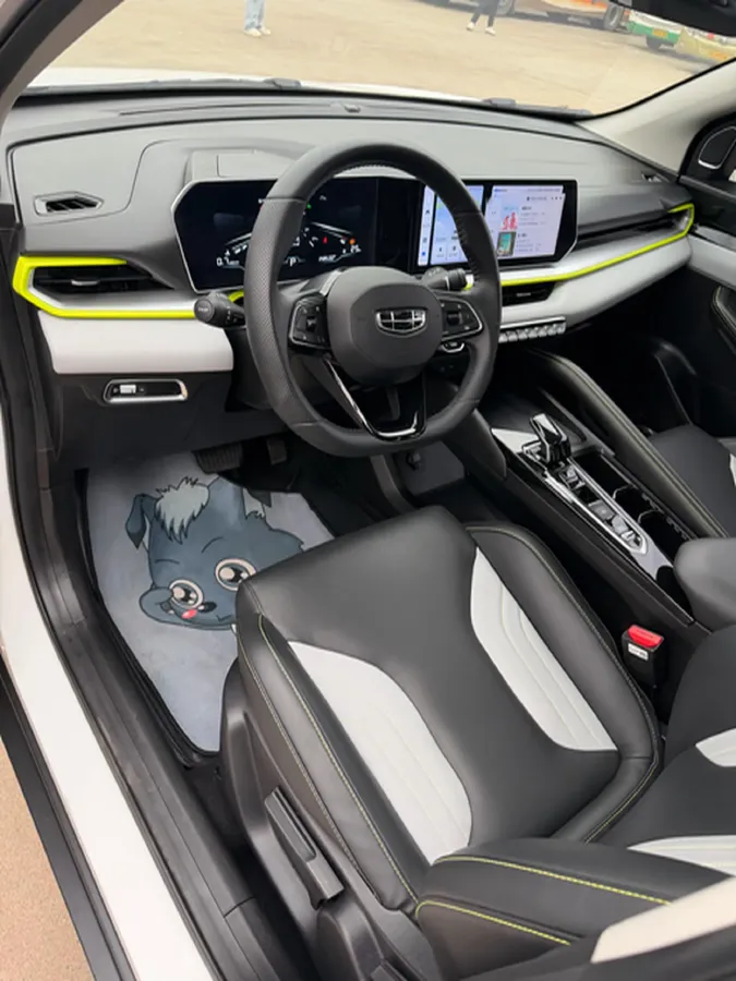 2023 Geely Coolray 1.5T 181HP L4 7DCT,autocango,china used car exporter,china ev exporter,chinese used car exporter,chinese used ev exporter