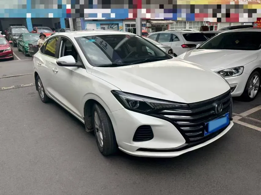 2020 ChangAn Eado 1.6L 128HP L4 5MT,autocango,china used car exporter,china ev exporter,chinese used car exporter,chinese used ev exporter