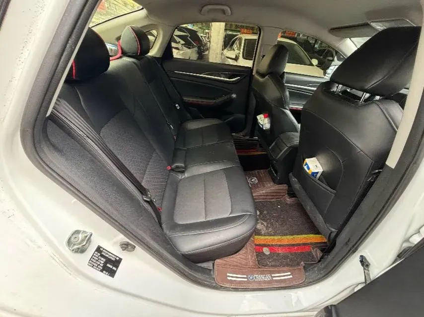 2020 ChangAn Eado 1.6L 128HP L4 5MT,autocango,china used car exporter,china ev exporter,chinese used car exporter,chinese used ev exporter