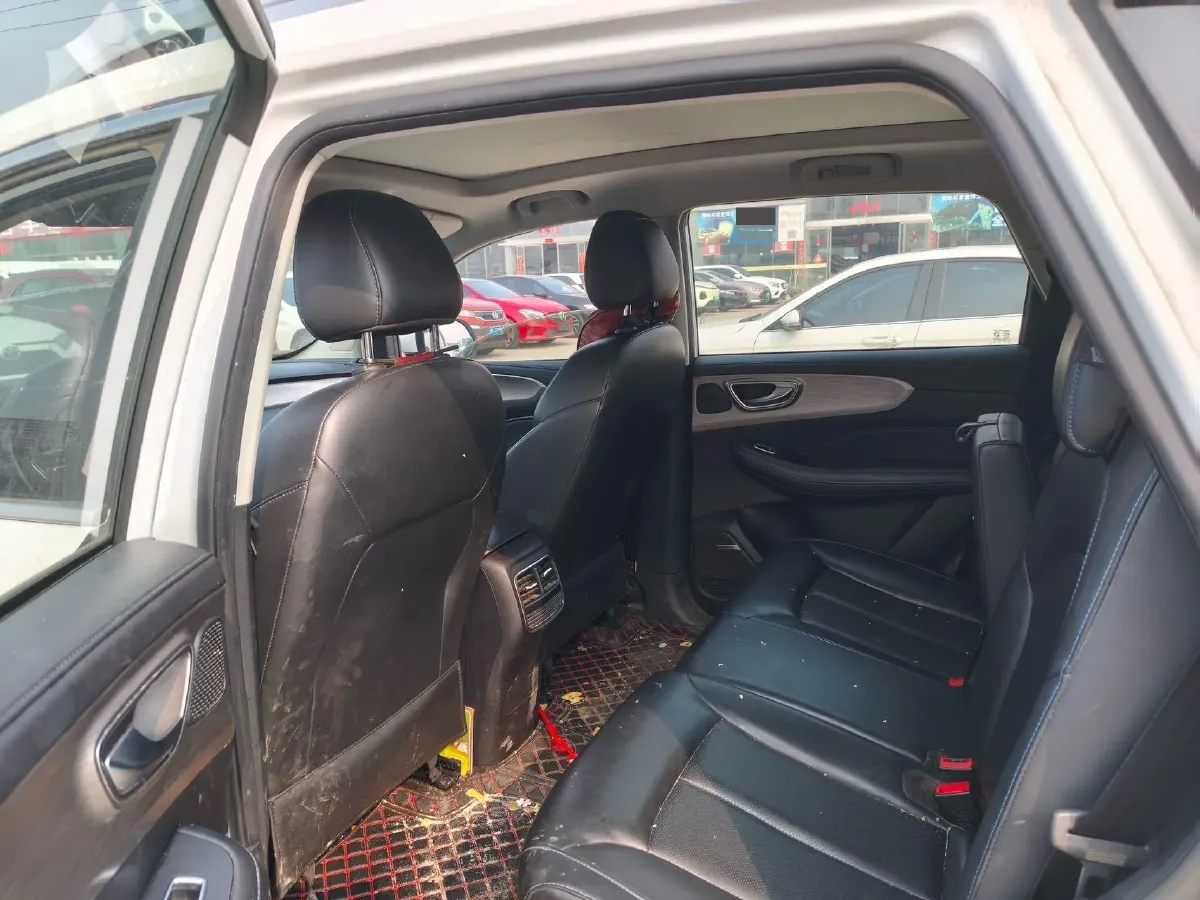 2021 Roewe RX5 1.5T 181HP L4 7DCT,autocango,china used car exporter,china ev exporter,chinese used car exporter,chinese used ev exporter