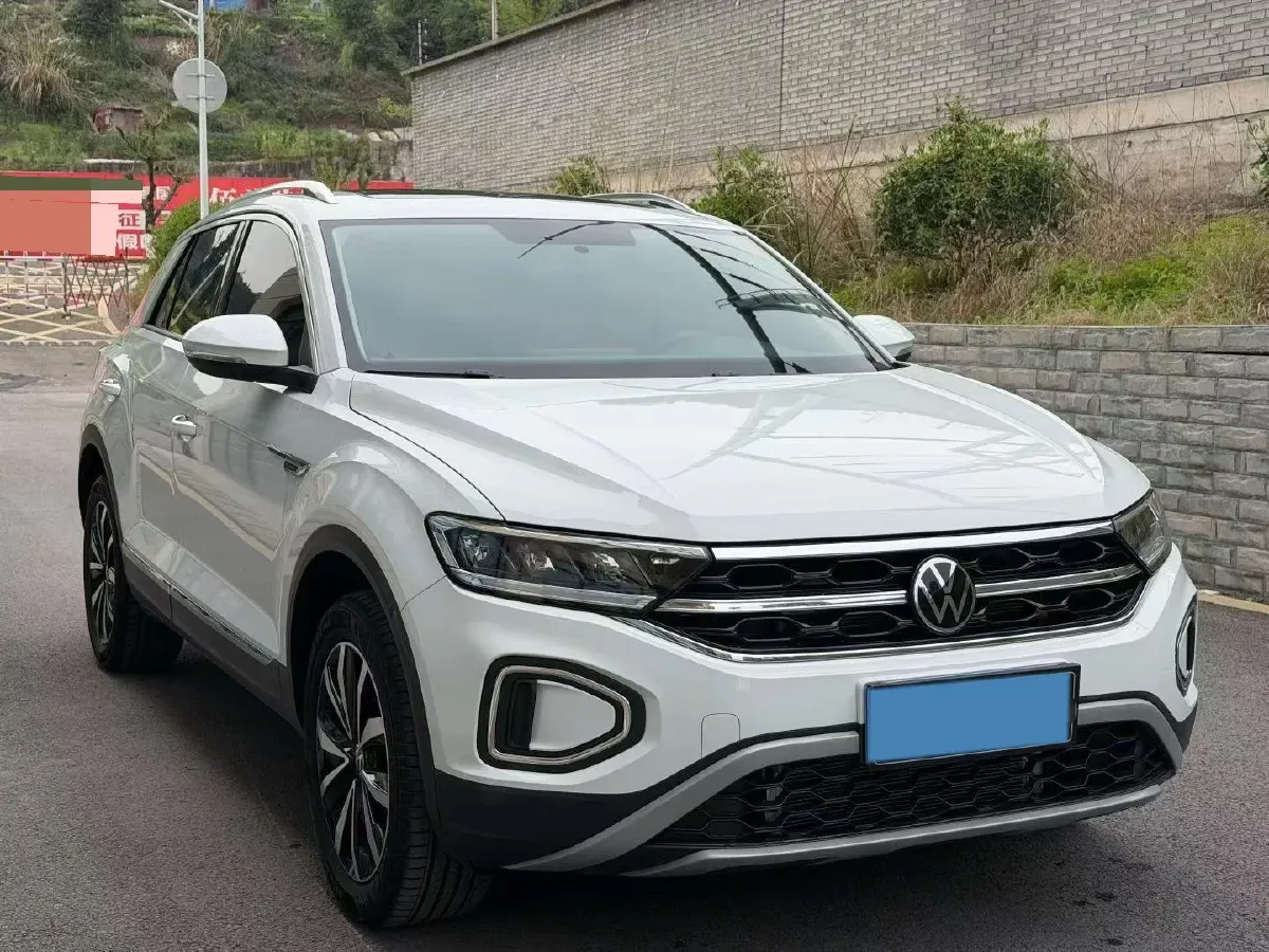 2026 Volkswagen T-Roc 1.4T 150HP L4 7DCT,autocango,china used car exporter,china ev exporter,chinese used car exporter,chinese used ev exporter