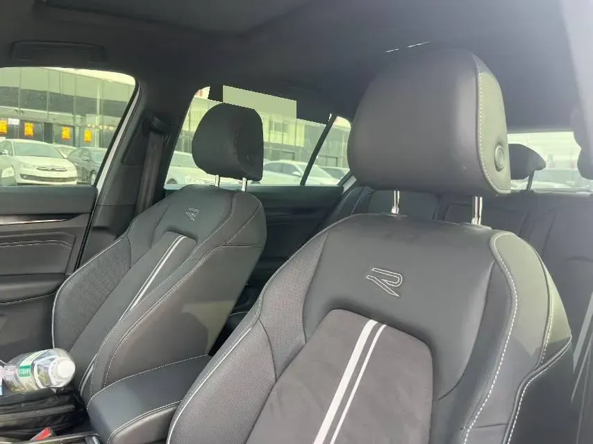 2023 Volkswagen Golf 1.4T 150HP L4 7DCT,autocango,china used car exporter,china ev exporter,chinese used car exporter,chinese used ev exporter